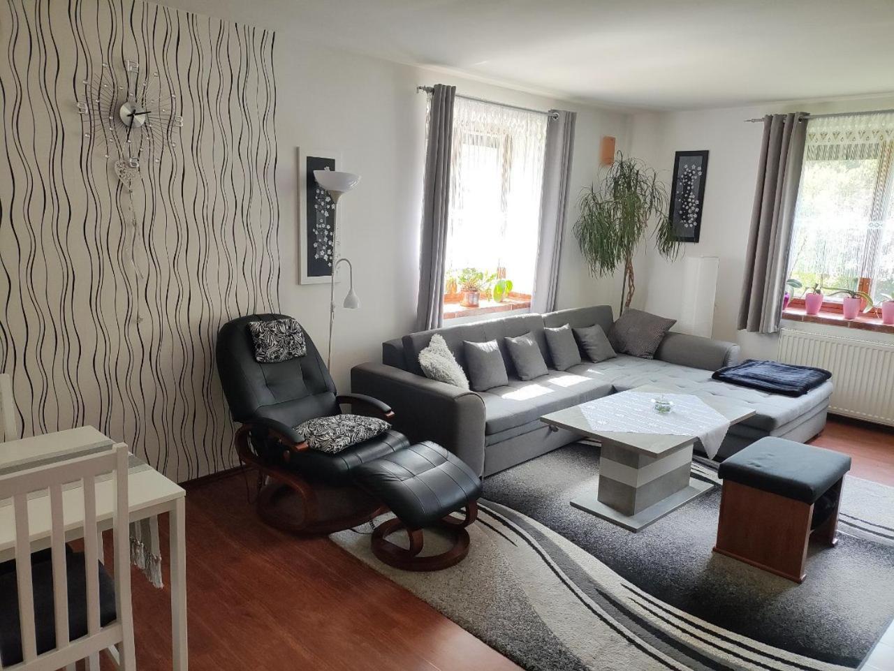 Na Kopci 84 Apartment Stare Krecany Ngoại thất bức ảnh